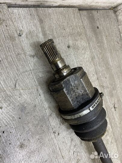 Полуось (привод в сборе) Hyundai Accent