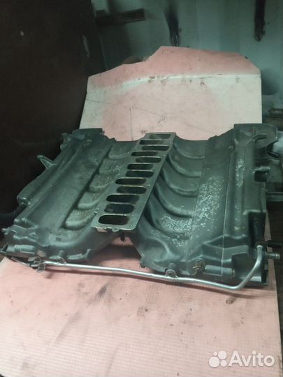 Впускной коллектор Audi a8 d3