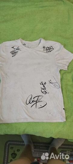 Футболка с автографами Зенита