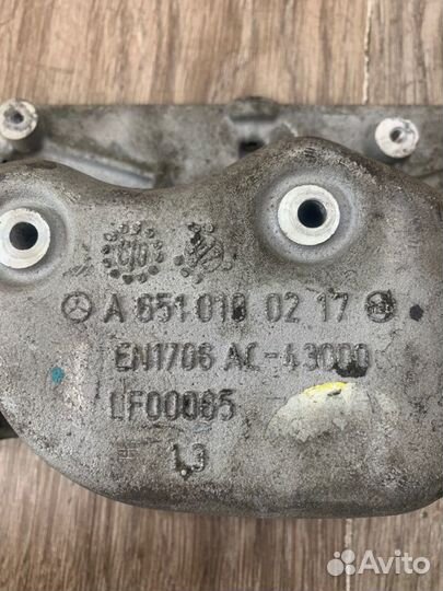 Крышка головки блока цилиндров задняя Mercedes