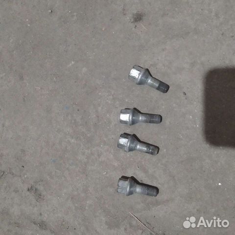 Болты для литых дисков