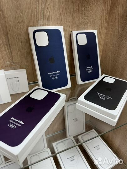 Apple Silicone Case 1:1 с MagSafe