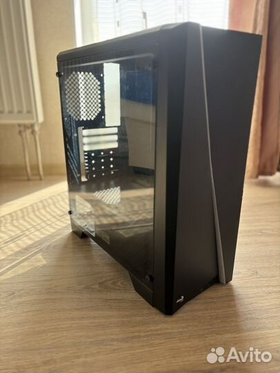 Корпус для пк AeroCool cylon