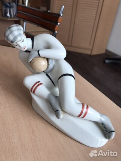 Статуэтки фарфоровые СССР