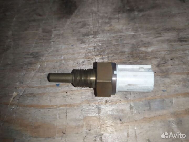 Датчик температуры двигателя suzuki skywave 03-16