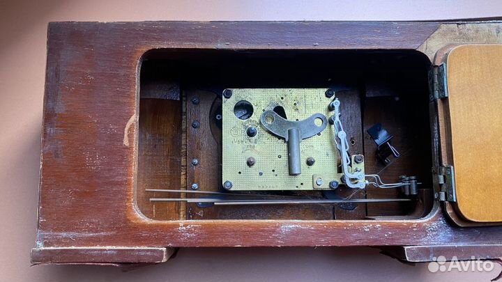 Антикварные часы с боем Владимир