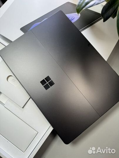Microsoft Surface Pro 9 i5 16/256 Graphite