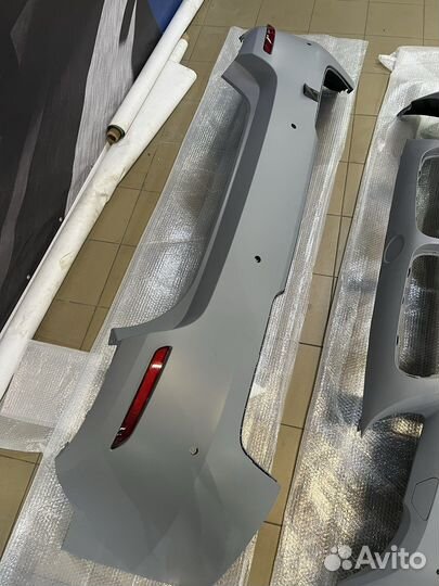 Обвес к-т BMW F10 в стиле M5 в сборе