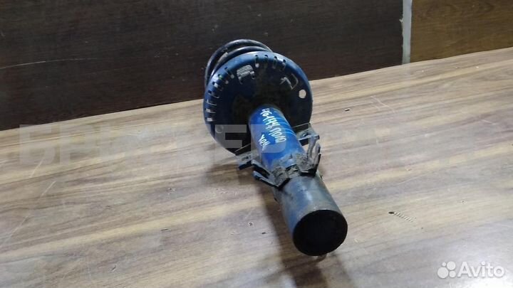 Амортизатор передний Фольксваген Поло 5