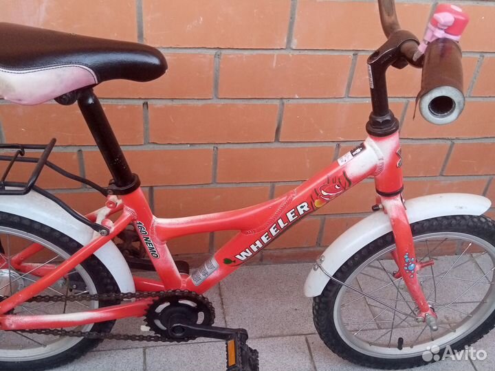 Немецкий качественный, легко учиться ездить