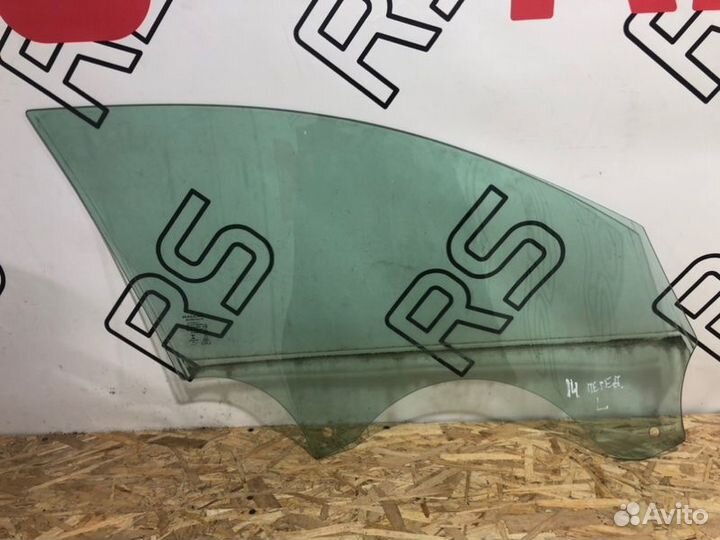 Стекло двери переднее левое Jaguar Xe 1 До Рестайл