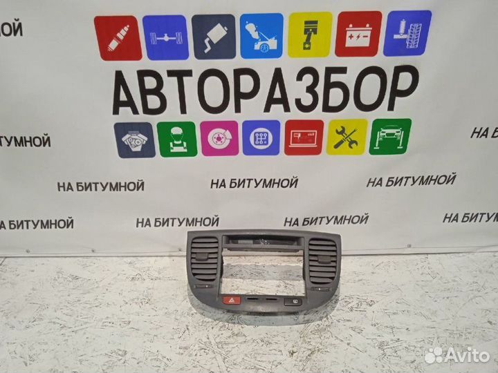 Дисплей / рамка магнитолы / дефлектор Kia Rio