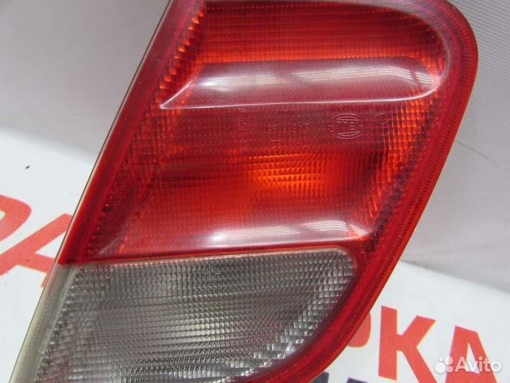 Фонарь задний внутренний правый для Mercedes-Benz