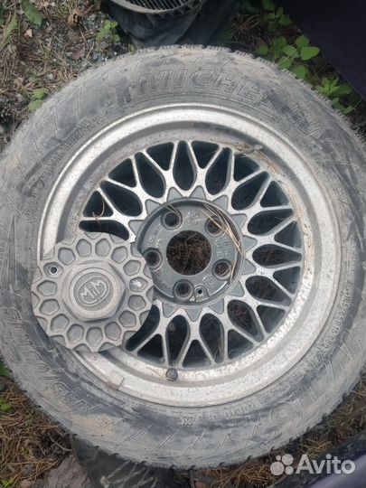 Mercedes-benz 190 E W201 диски литые К-Т