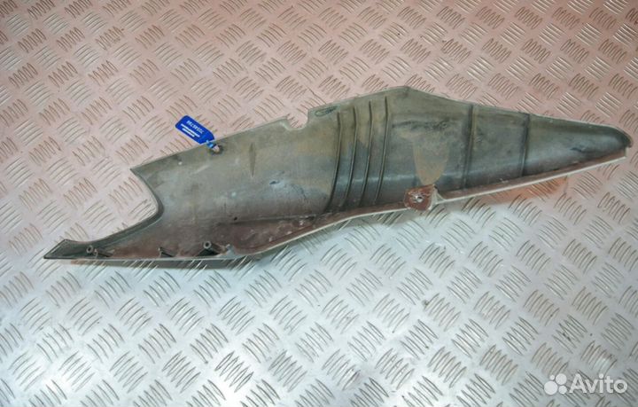 Пластик хвоста Yamaha XJR400R