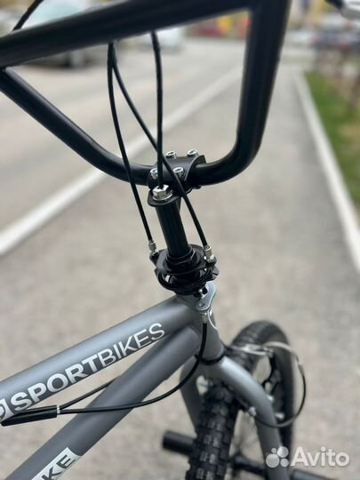 Трюковой велосипед bmx