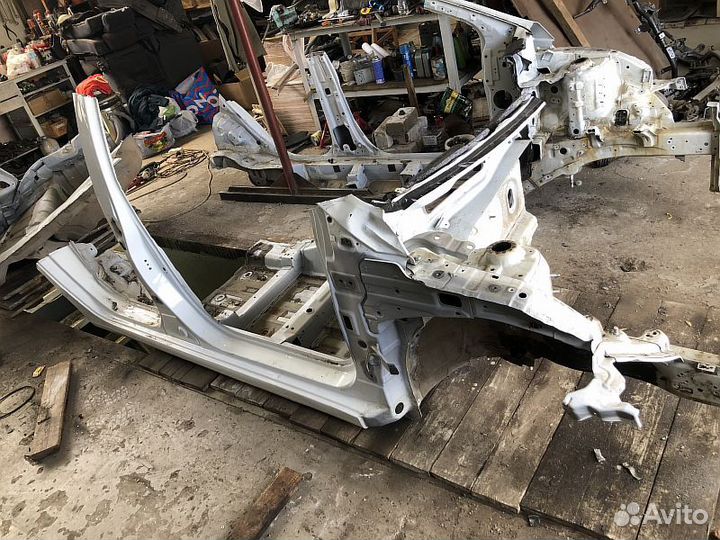 Порог правый с лонжероном Hyundai Solaris 1