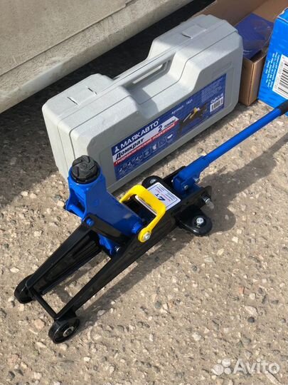 Гидравлический подкатной домкрат