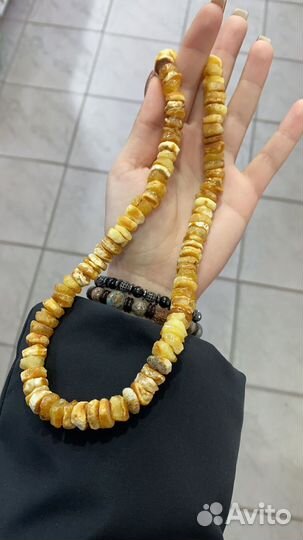 Янтарь,бусы