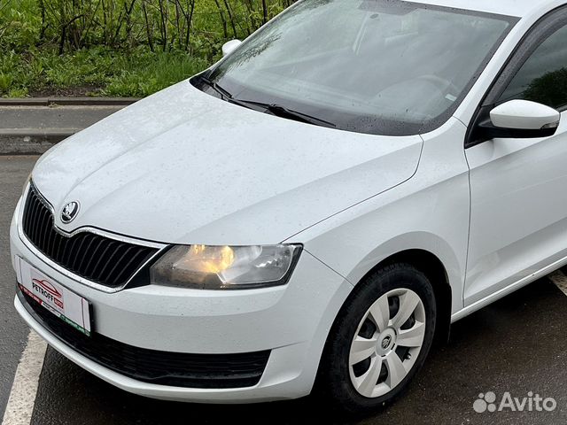 Skoda Rapid 1.6 AT, 2018, 154 000 км