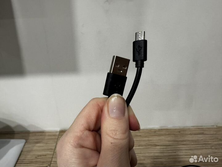Кабель для зарядки