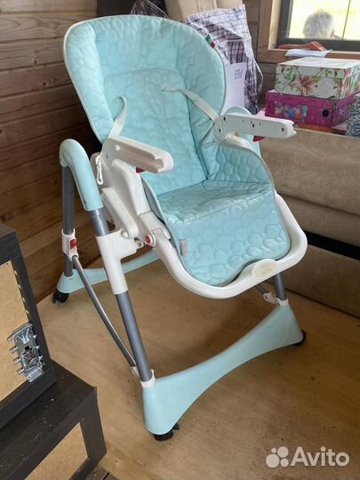Детский столик и стульчик для кормления