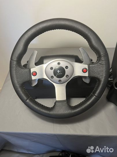 Руль Logitech G25