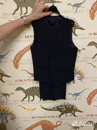 Новый Школьный костюм тройка