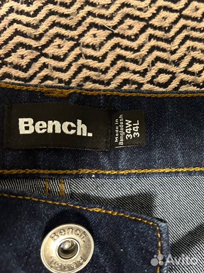 Джинсы bench
