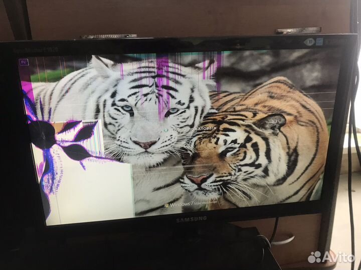 Монитор на запчасти