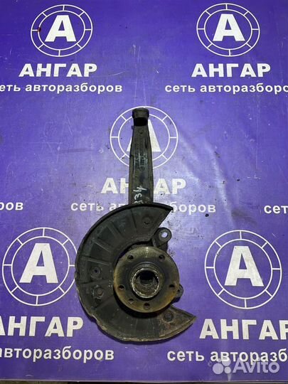 Поворотный кулак передний правый Volkswagen