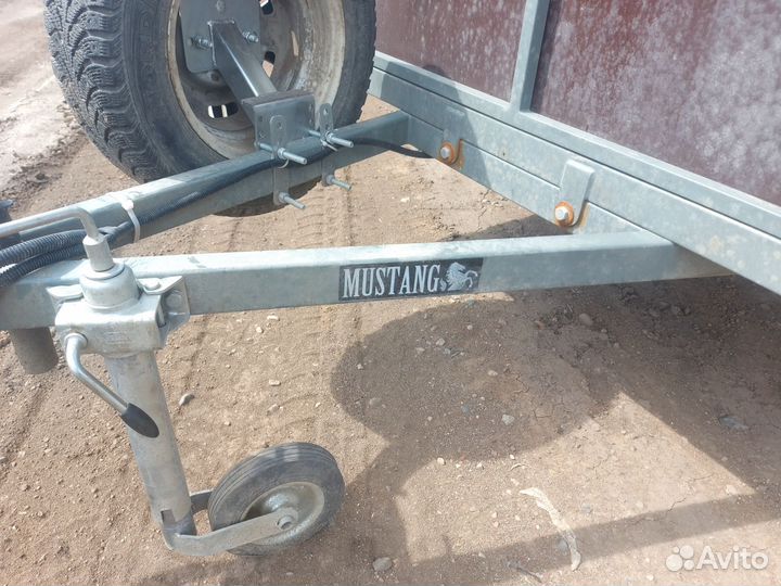 Прицеп легковой