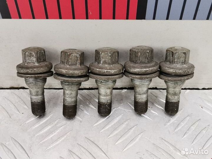 Болт Peugeot 407 2005 701601139B