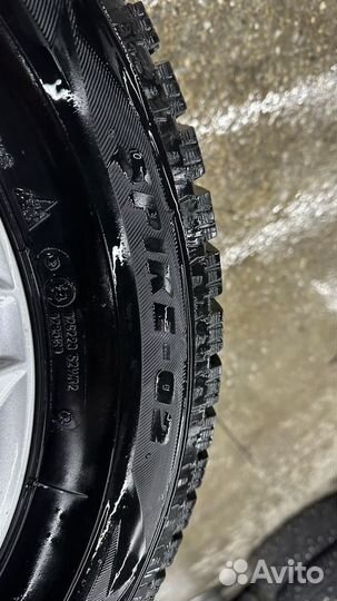 Bridgestone Blizzak Spike-02 195/65 R15