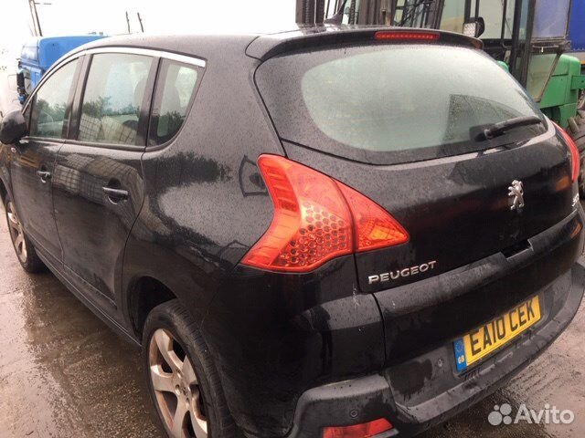 Разбор на запчасти Peugeot 3008