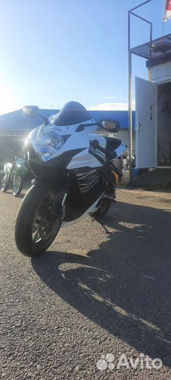 Suzuki GSX R600
