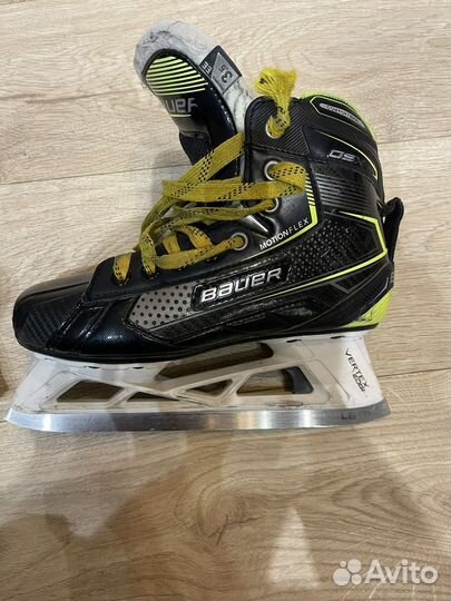 Вратарские коньки bauer