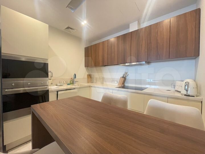 3-к. апартаменты, 130 м², 17/27 эт.