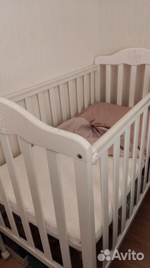 Детская кроватка