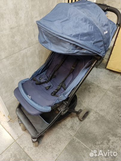 Коляска прогулочная Joie pact
