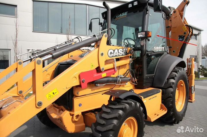 Стекло двери верхнее для погрузчика case