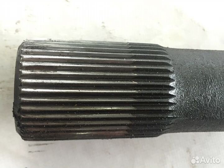 Полуось, ведущего моста, левая international 9700