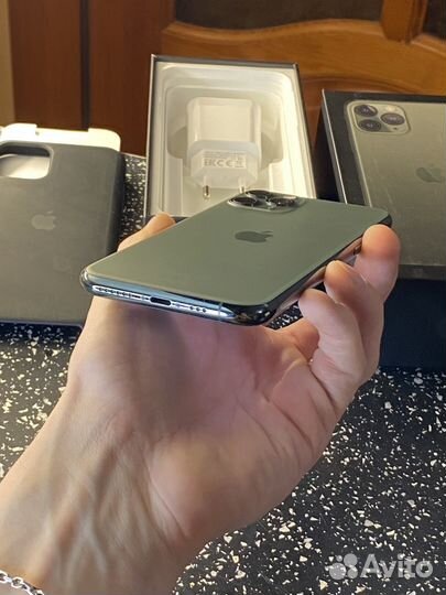 iPhone 11 Pro, 64 ГБ