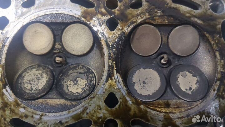 Головка блока (ГБЦ) Volvo V50, 2006