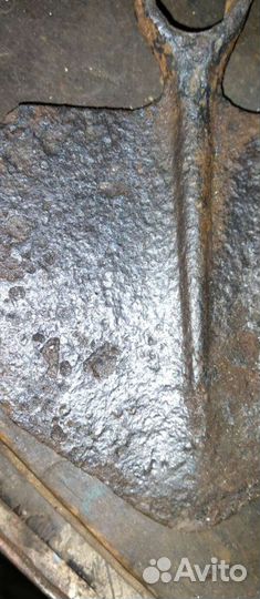 Кирка лопата