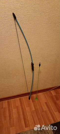 Детский лук со стрелой на присоске