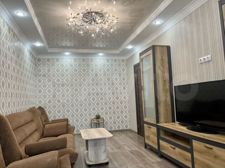 2-к. квартира, 52 м², 3/25 эт.