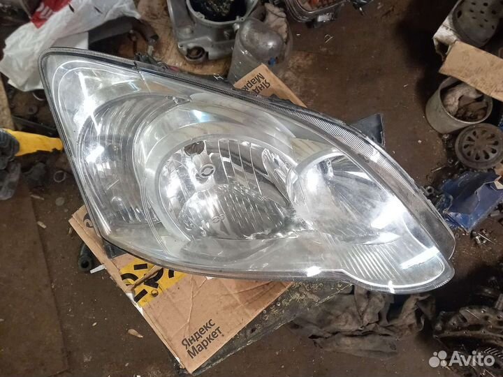 Фара правая Toyota OE toyota corolla e12
