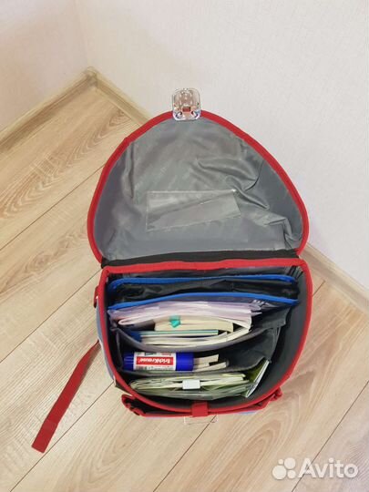 Школьный рюкзак