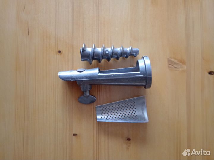 Насадка к механической мясорубке